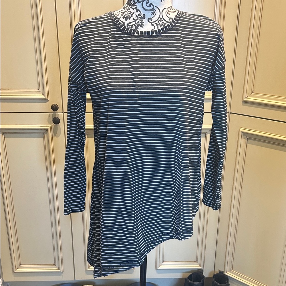 Lululemon Black and White Striped Long Sleeve Top